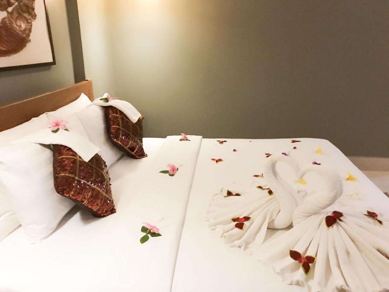 Jame Hotel&Spa Siem Reap Esterno foto